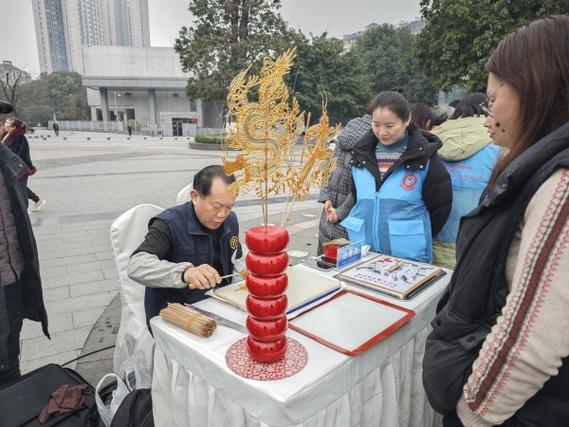 学雷锋文艺志愿服务走进江北区石马河街道