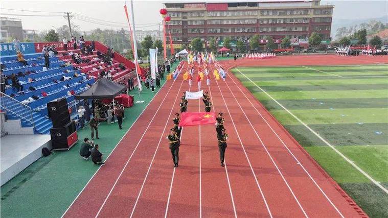 青春力量燃动校园 邵阳市第31届中小学生田径运动会在邵阳县开幕