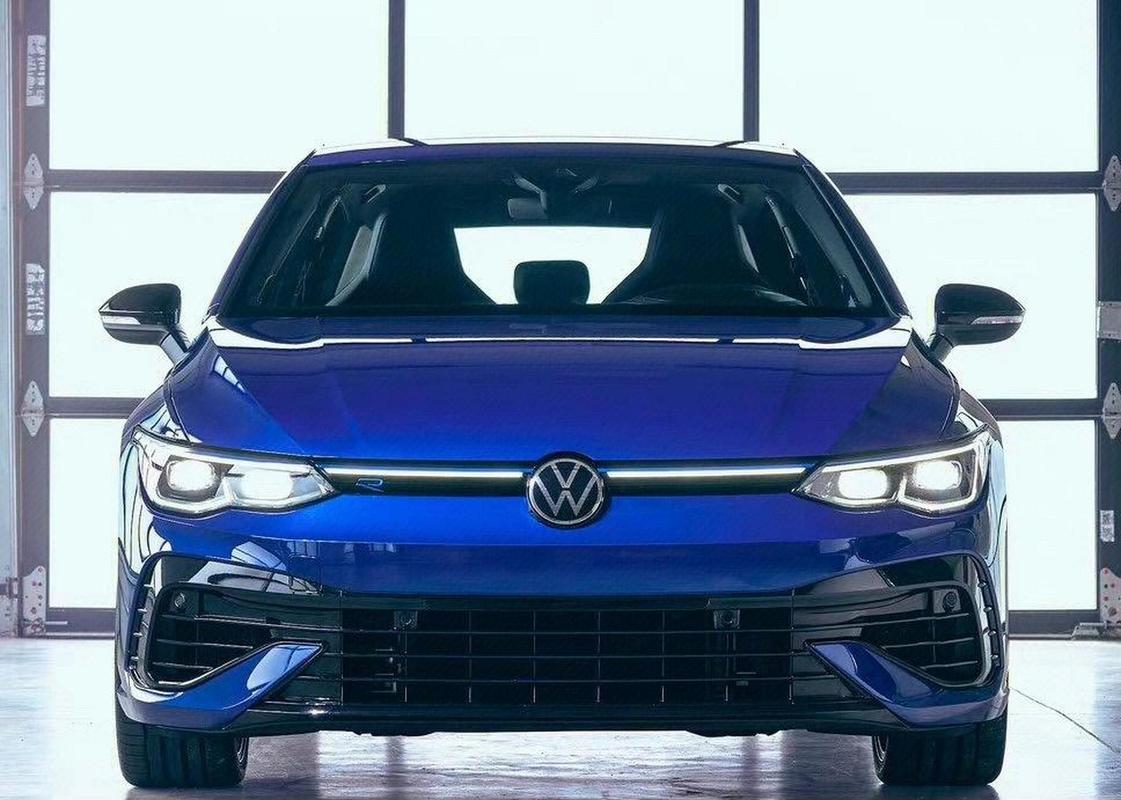 golf r 20周年纪念版北美发布,限量1800辆.搭载ea888直喷2