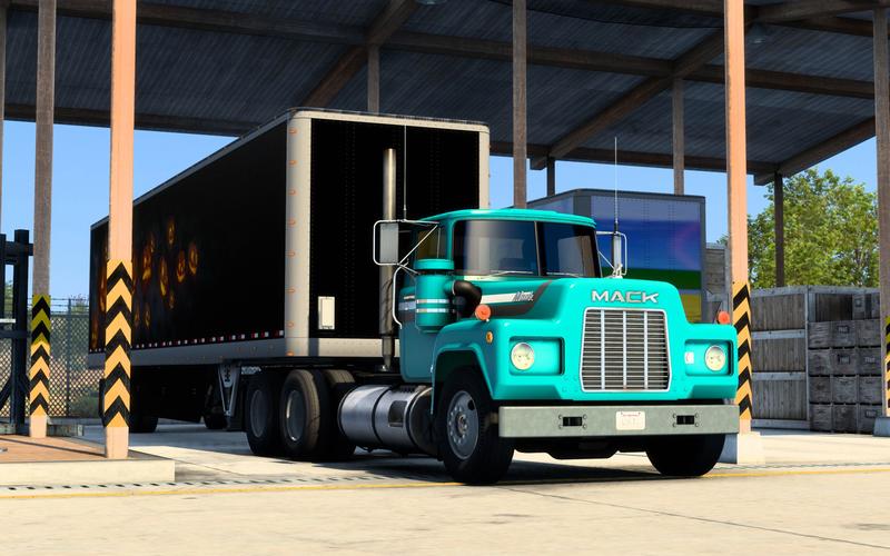 10.29 oldschool mack truck in scs convoy