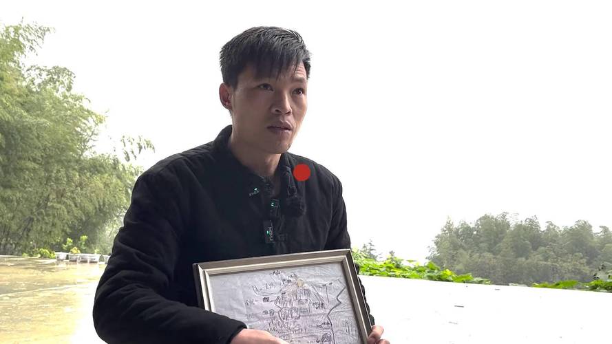 "手绘地图寻亲"李景伟被拐案开庭,当事人:他的头型和当年一模一样,不